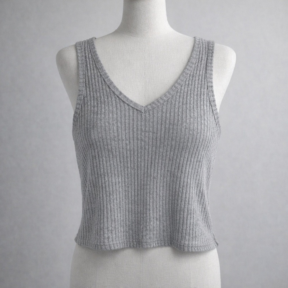 Fashion Nova Vintage Crop Top Womens Large Grey‎ Ribbed V-Neck Tank DZ21E658